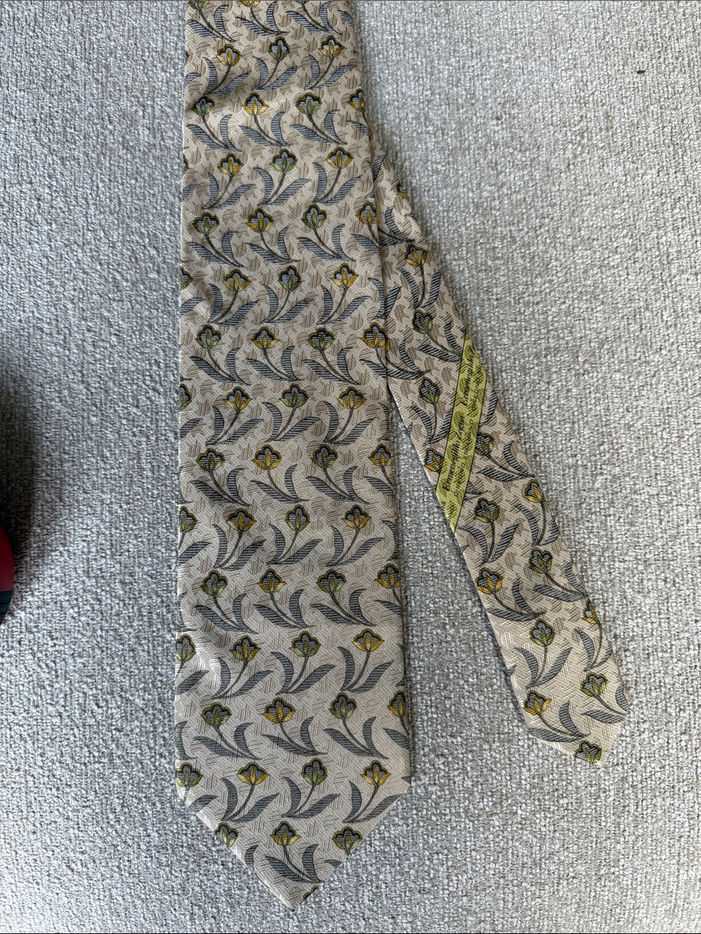 Ermenegildo Zegna Cream Floral Silk Tie with Green & Yellow Accents